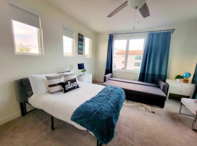 Upscale Modern Townhouse At Balboa Park Holiday home San Diego