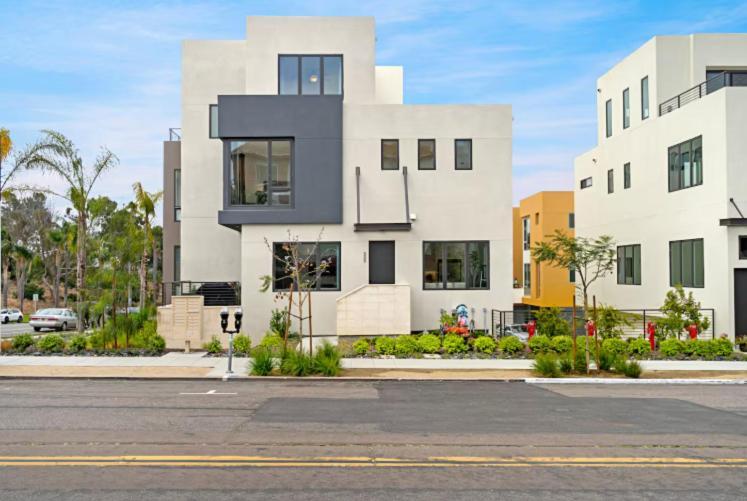 Upscale Modern Townhouse At Balboa Park *